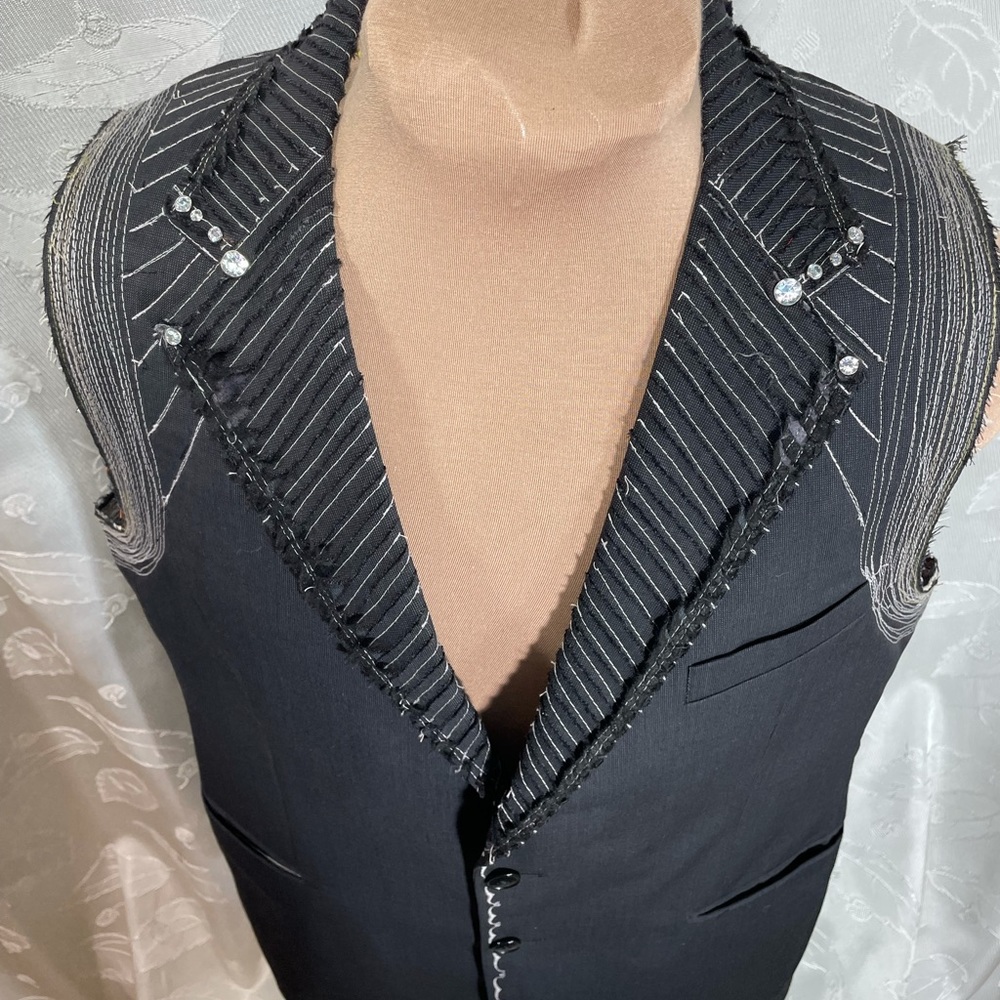 XANADU DESIGNS Black Panther Inspired, Upcycled mens suit coat, made into vest. - Picture 14 of 14
